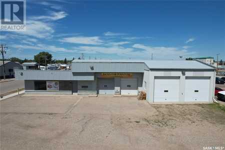 280 Manitoba Street W