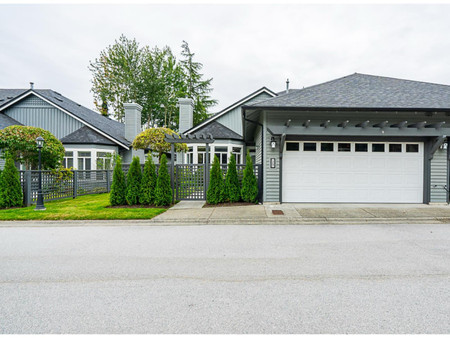 29 14909 32 Avenue, Surrey, BC V4P1A4 Photo 1