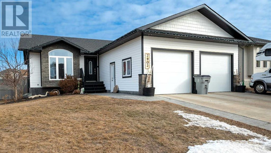 Other - 2902 9th Ave, Wainwright, AB T9W0A8 Photo 1