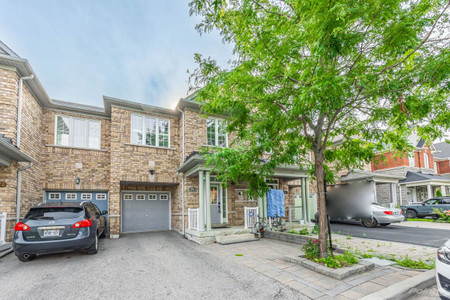 3 1 Freehold Townhome With Finished Basement For Sale At Warden & Danforth Toronto, Toronto, ON M1L0G2 Photo 1