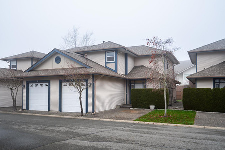 3 4725 221 Street, Langley, BC V2Z1B4 Photo 1