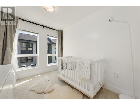 3 9278 Slopes Mews