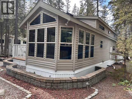 3 Timber Crescent