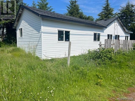 303 Hilchey Rd, Campbell River, BC V9W1P6 Photo 1