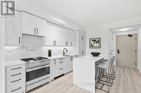 304 2075 King Road