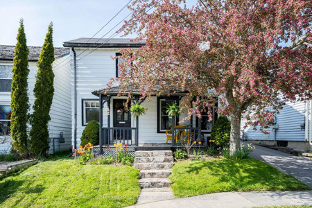 304 Tweed St Cobourg, Other, ON K9A2R9 Photo 1