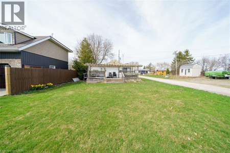 307 Lakeshore Road