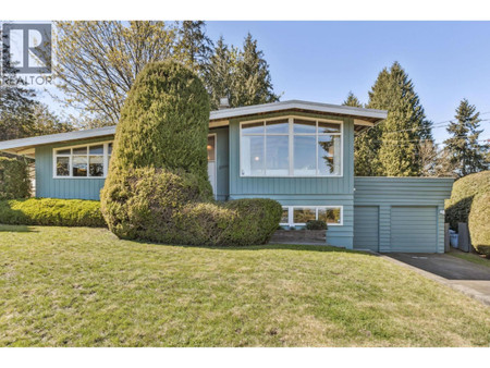 3090 Lazy A Street, Coquitlam, BC V3C3N9 Photo 1