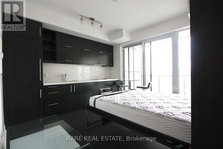3110 65 St Mary Street