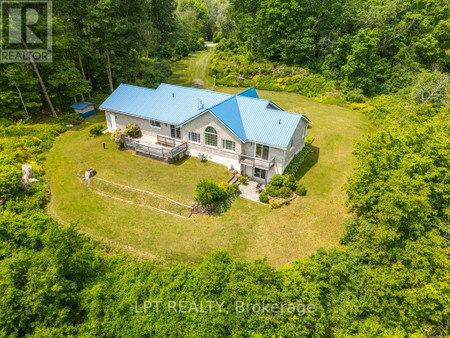 32 Chisamore Pt Road