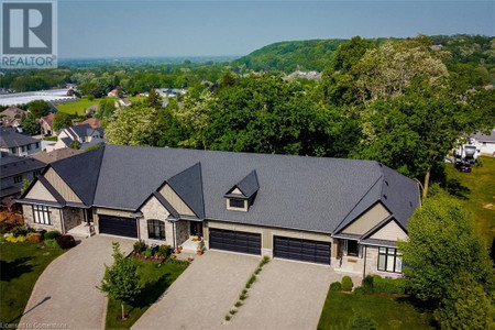 32 Ridgeview Crescent Unit 14