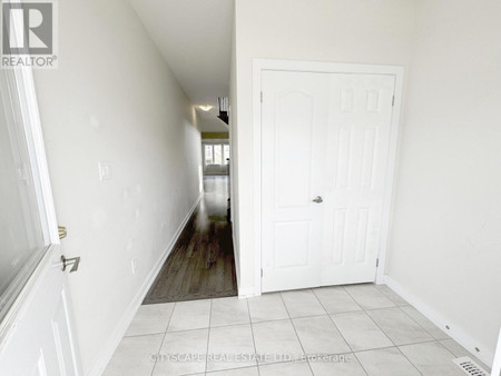33 Basswood Crescent