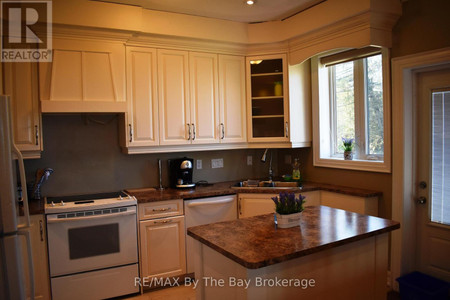 Laundry room - 332 Coastline Drive, Wasaga Beach, ON L9Z2L8 Photo 1