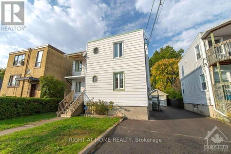 Living room - 333 Levis Avenue, Ottawa, ON K1L6G9 Photo 1