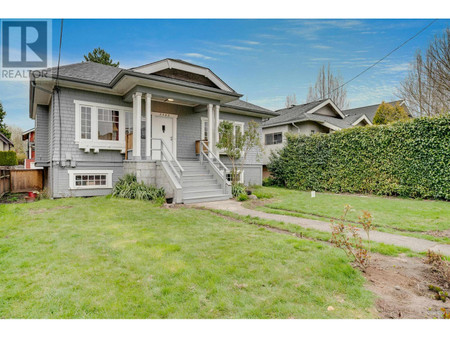 3425 W 8th Avenue, Vancouver, BC V6R1Y6 Photo 1