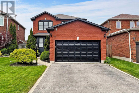 36 Fencerow Dr N, Whitby, ON L1R1Y4 Photo 1