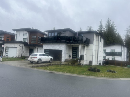 36688 Carl Creek Crescent, Abbotsford, BC V3G0H4 Photo 1