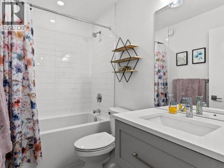 370 9th Avenue Unit 105