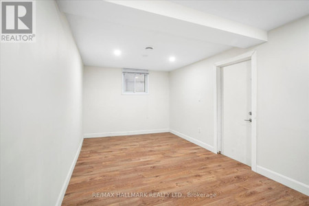 372 Dixon Boulevard