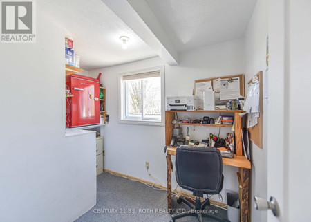 Living room - 3801 Wood Avenue, Severn, ON L3V6H3 Photo 1