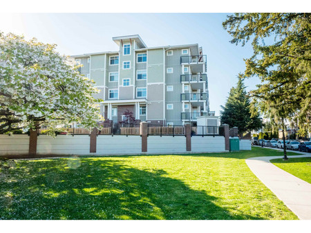 409 20696 Eastleigh Crescent, Langley, BC V3A0M3 Photo 1