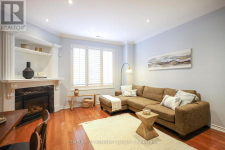 Living room - 413 31 Avondale Avenue, Toronto, ON M2N7C1 Photo 1