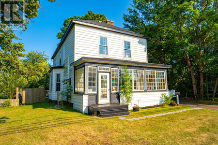 42 Victoria Street W