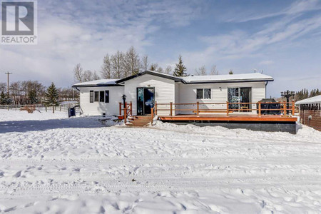 Kitchen - 4224 Township Road 300 Townline, Rural Mountain View County, AB T0M0R0 Photo 1