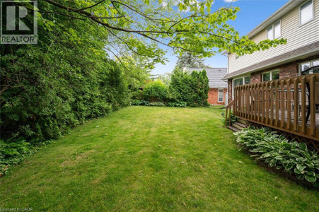 45 Applewood Crescent