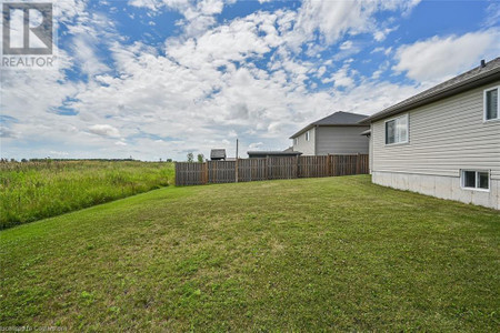 45 Helen Drive E
