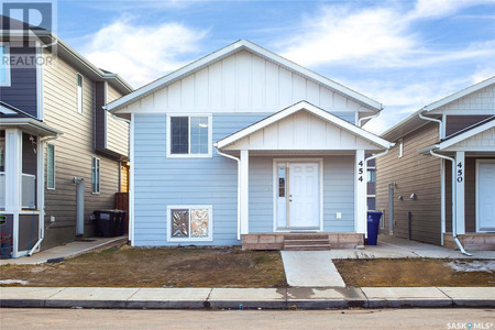 454 Stilling Way