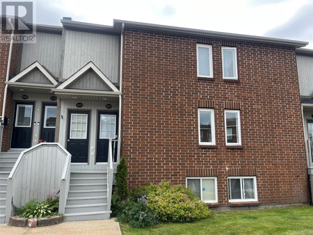 48 Pasadena Crescent Unit 207