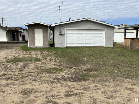 4807 46 St, Redwater, AB T0A2W0 Photo 1
