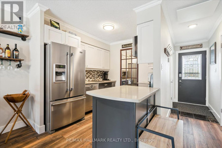 5 51 Laguna Parkway