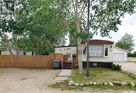 5 Prairie Sun Court