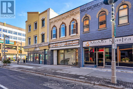 5 Simcoe Street S