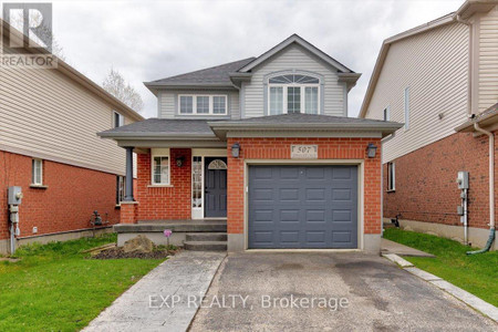 Great room - 507 Commonwealth Cres, Kitchener, ON N2E4K2 Photo 1