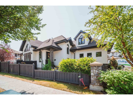 3 Bedroom Residential Home For Sale | 5117 Terwillegar Bv Nw | Edmonton | T6R3P1