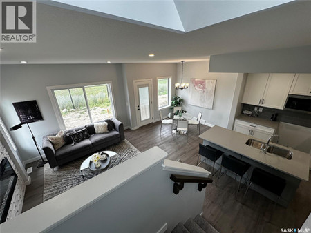 522 Myles Heidt Manor