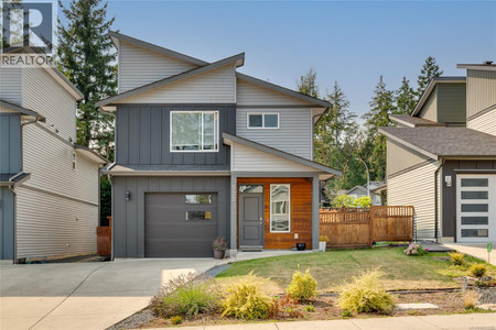 525 Steeves Rd