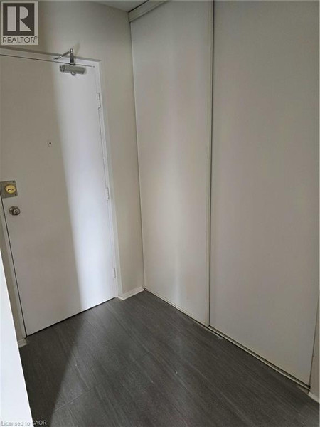 5291 Lakeshore Road Unit 101