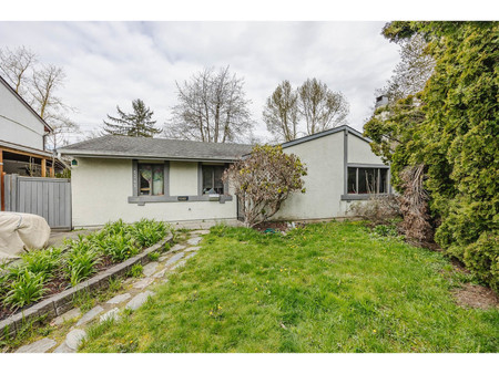 5345 199 Street, Langley, BC V3A6T8 Photo 1