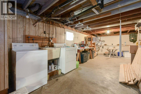 535 W 15th Street