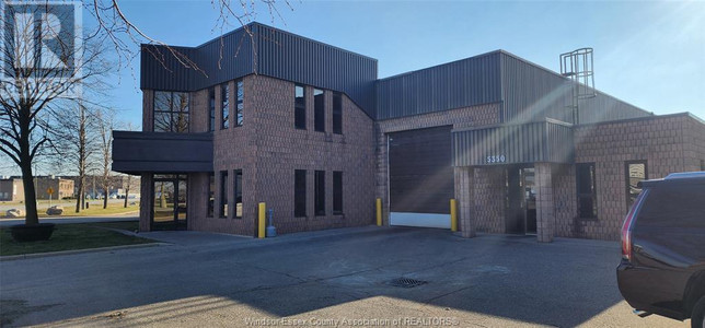 5350 Outer Drive, Tecumseh, ON N9A6J3 Photo 1