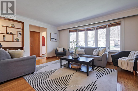 Living room - 55 Rowatson Road, Toronto, ON M1E1K2 Photo 1
