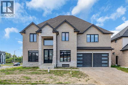 570 Orchard Crescent
