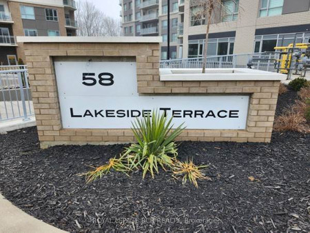 58 Lakeside Terr S, Barrie, ON L4M7B9 Photo 1