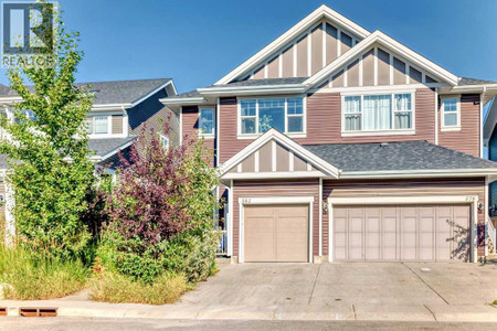 582 River Heights Crescent