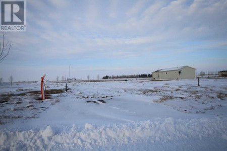 6 Meadows Way, Taber, AB T1G0G7 Photo 1