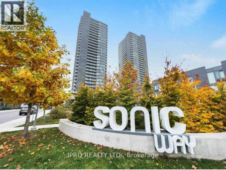 6 Sonic Way, Toronto, ON M3C0P1 Photo 1